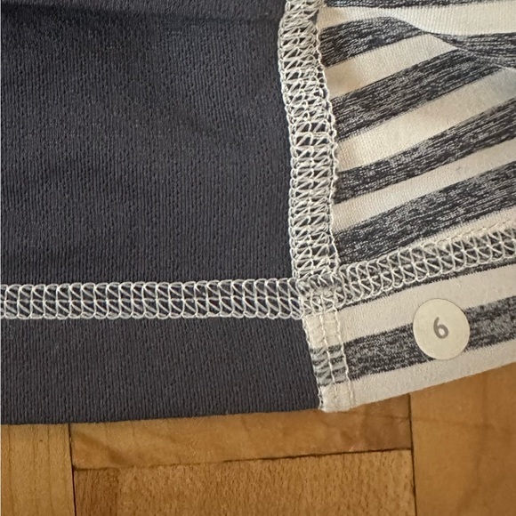 Lululemon Run Trail Tech Cowl Neck Pullover - Picture 6 of 6